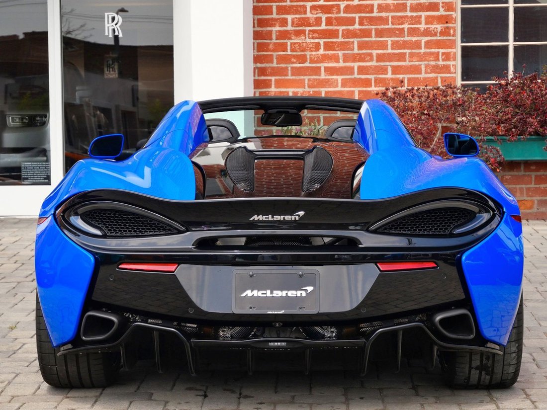 Cabriolet in Beverly Hills, CA, United States 5 - 18099102