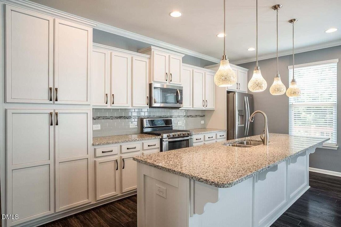 Townhouse in Apex, North Carolina, United States 4 - 18095291