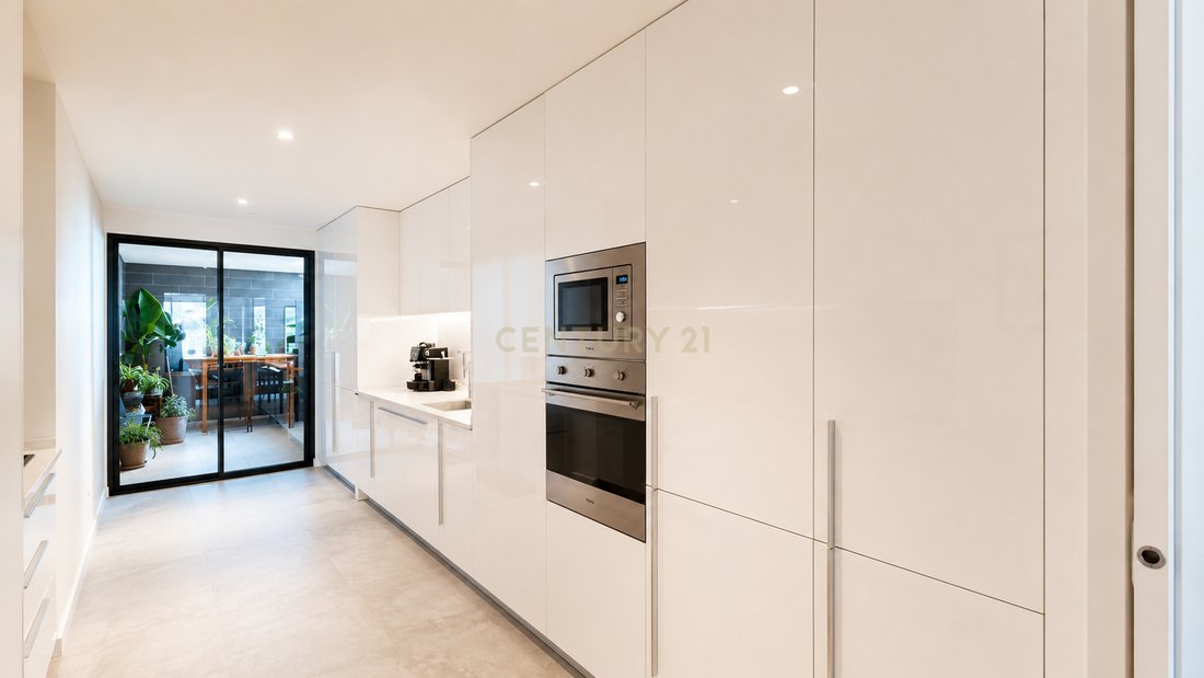Apartment in Lumiar, Lisbon, Portugal 5 - 18098929