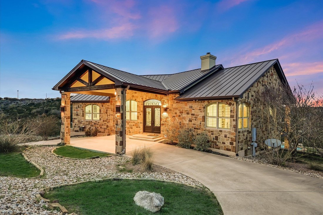 House in Spicewood, Texas, United States 3 - 18095086