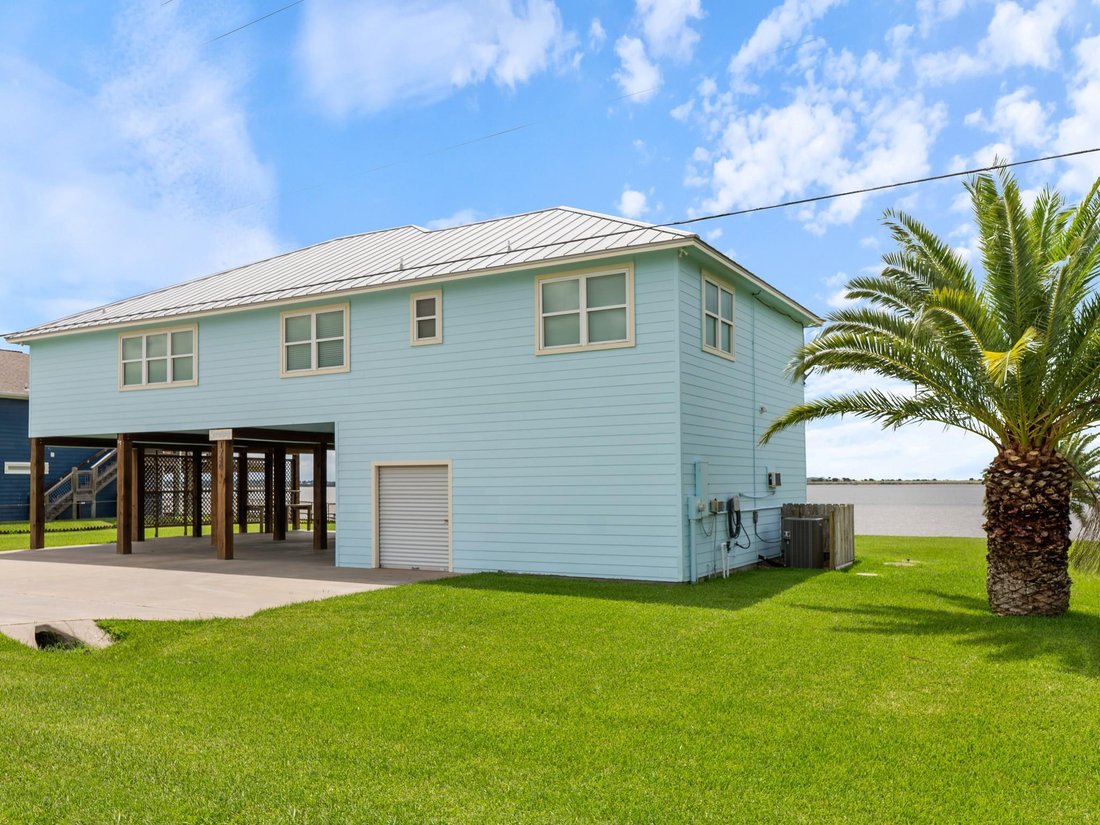 House in Palacios, Texas, United States 5 - 18103214