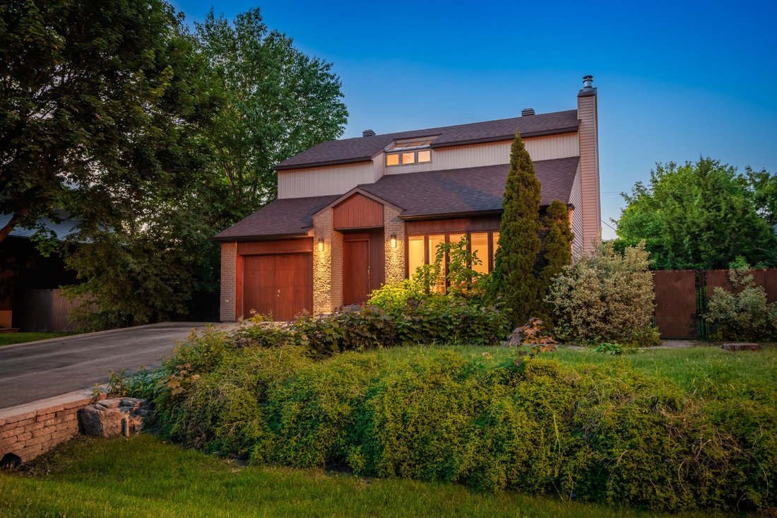 House in Rosemère, Quebec, Canada 2 - 18100904