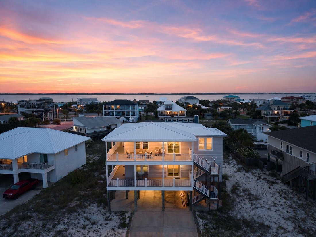 House in Gulf Breeze, Florida, United States 2 - 18101621