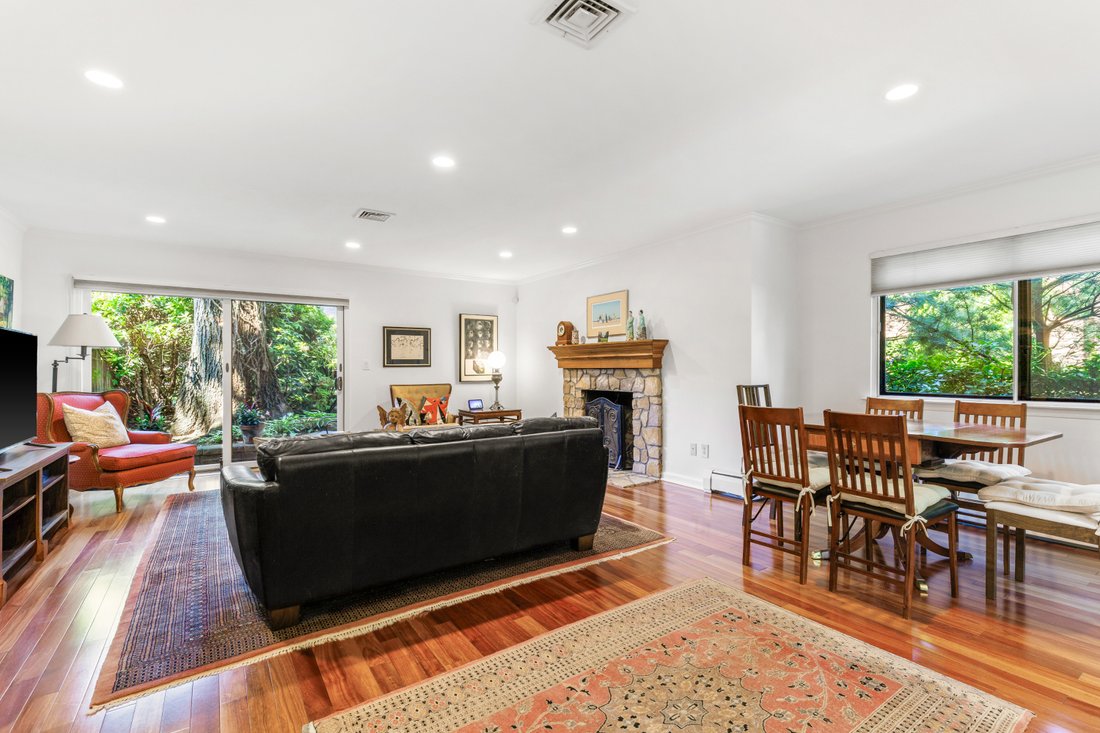 Townhouse in Port Chester, New York, United States 3 - 18094484