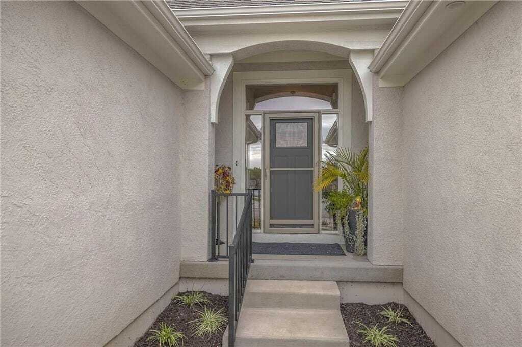 House in Overland Park, Kansas, United States 2 - 17535731