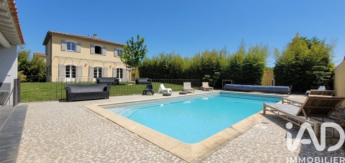House in Orange, Provence-Alpes-Côte d'Azur, France 1 - 17822277