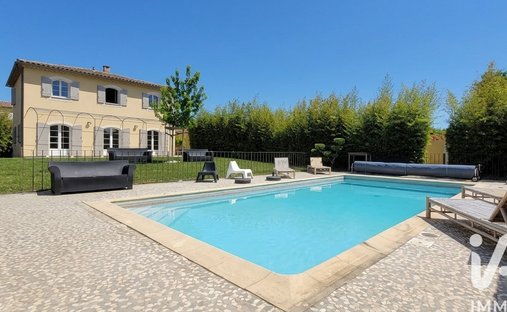 House in Orange, Provence-Alpes-Côte d'Azur, France 1