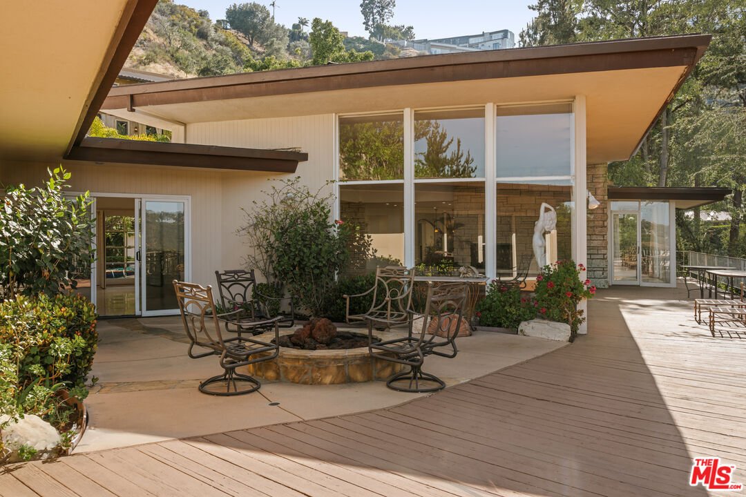 House in Los Angeles, California, United States 2 - 18099261