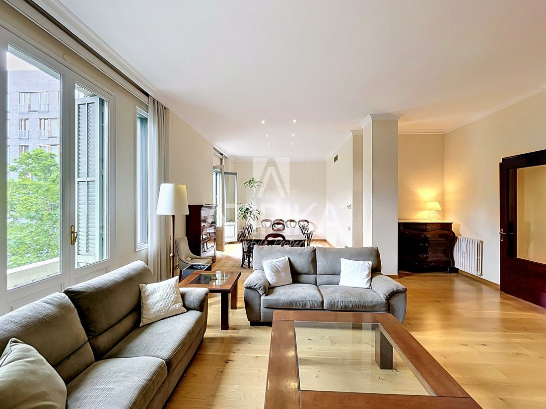 Apartment in Eixample, Barcelona, Spain 1 - 18096432