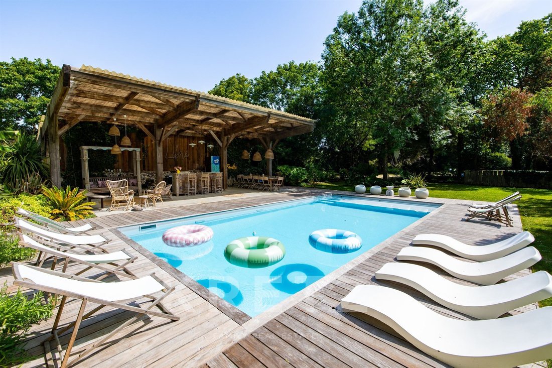 Villa in Centre Ville, La Rochelle, France 2 - 18096616