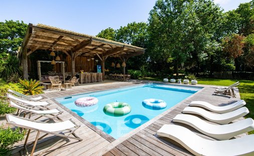 Villa in Centre Ville, La Rochelle, France 1