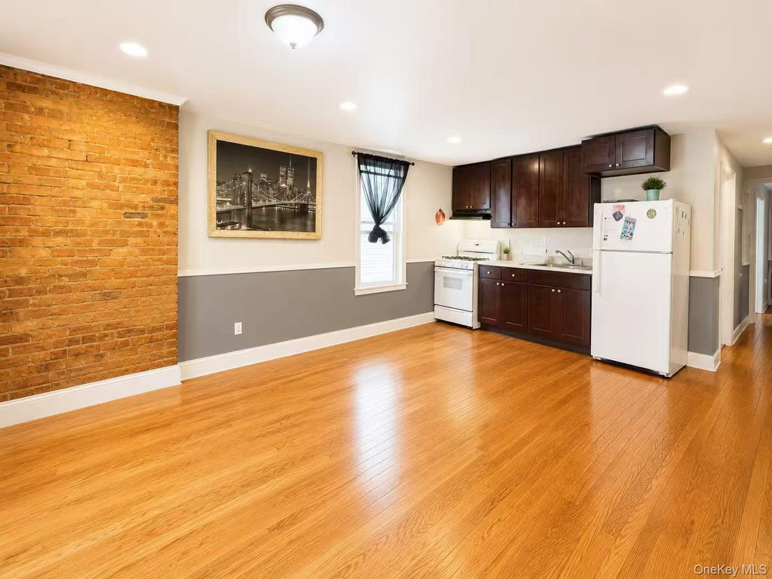 House in New York, New York, United States 5 - 18095069