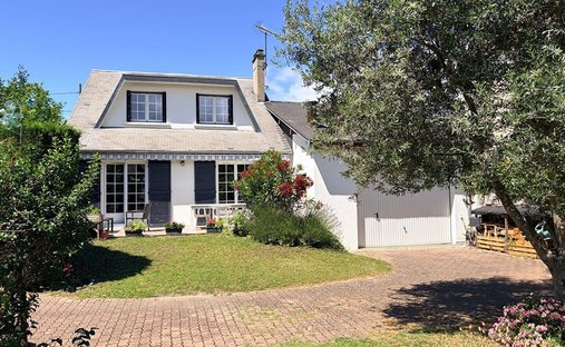 House in Centre Ville, Houilles, France 1