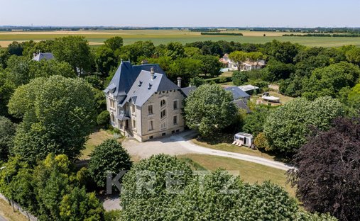 Villa a Centre Ville, La Rochelle, Francia 1