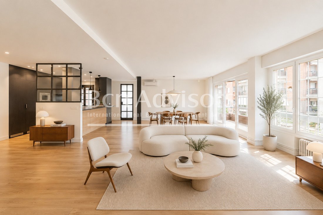 Apartment in Sarrià-Sant Gervasi, Barcelona, Spain 2 - 17935348