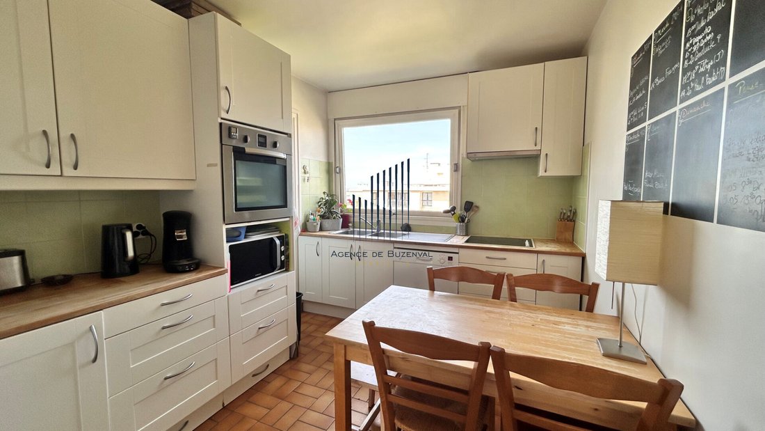 Apartment in Buzenval, Rueil-Malmaison, France 4 - 18101811