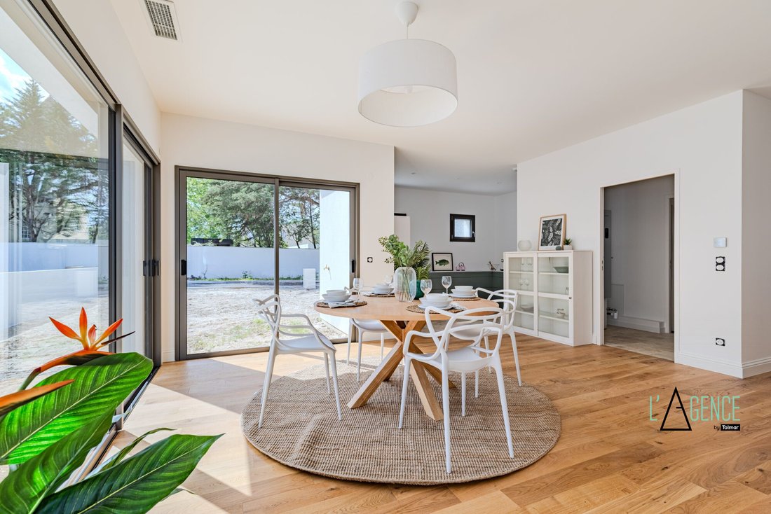 House in Mérignac, Nouvelle-Aquitaine, France 2 - 18097674