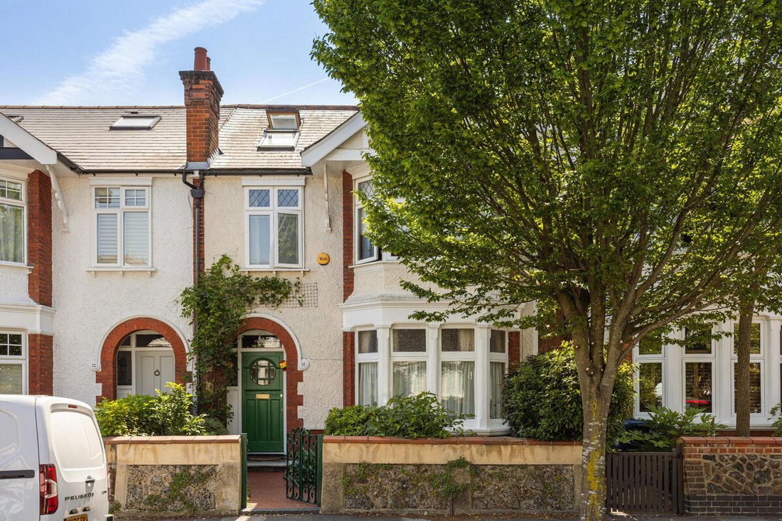 House in West Acton, Ealing, England 1 - 18098687