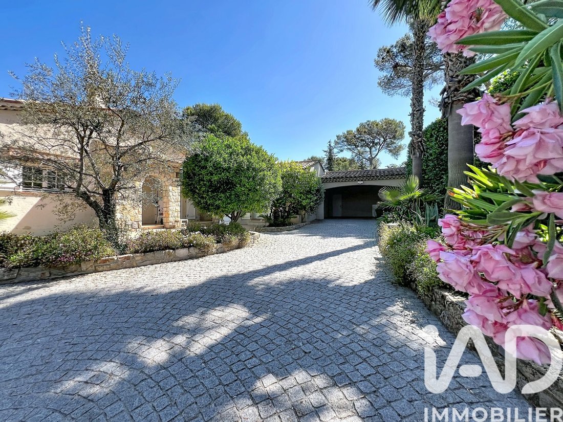 House in Mougins, Provence-Alpes-Côte d'Azur, France 5 - 18100109