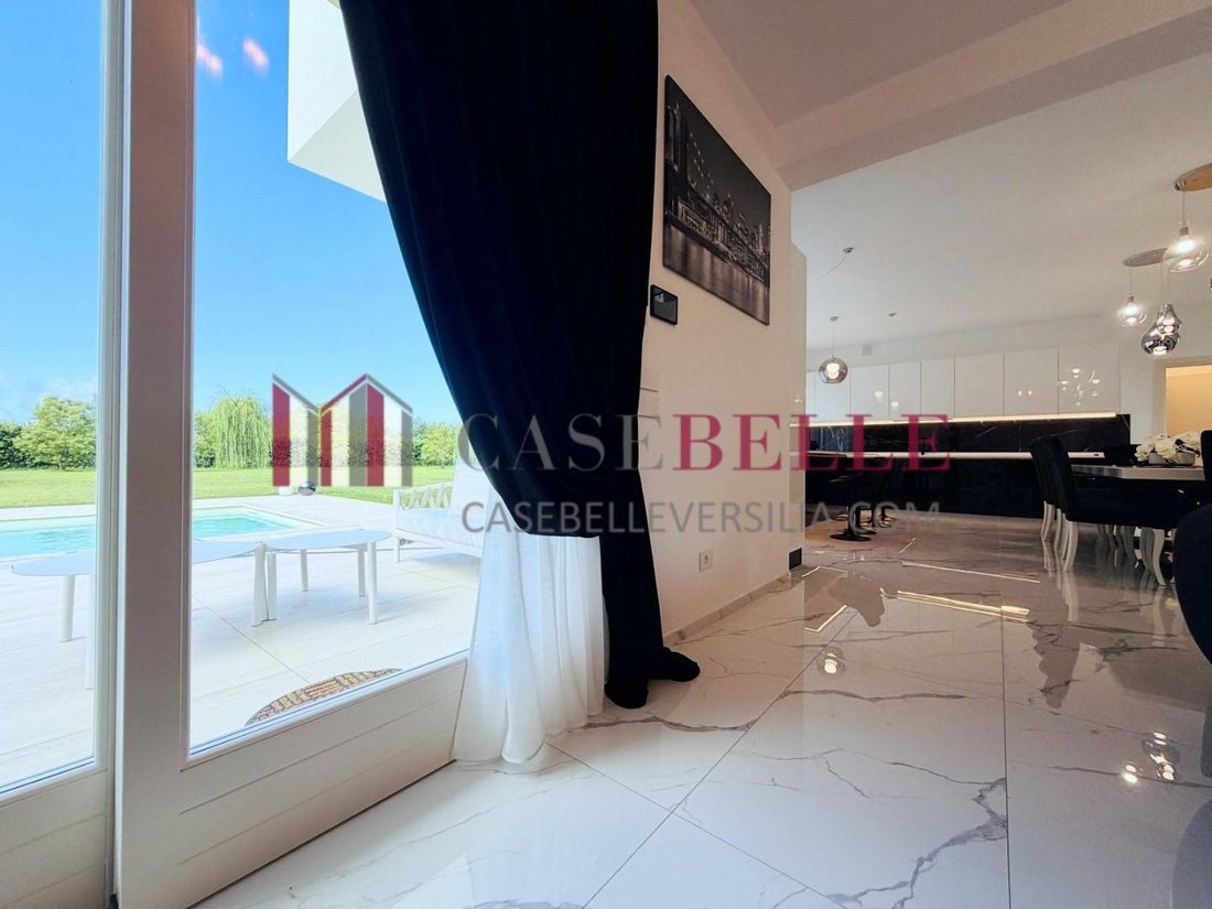 Villa in Fiumetto, Pietrasanta, Italy 4 - 18095756
