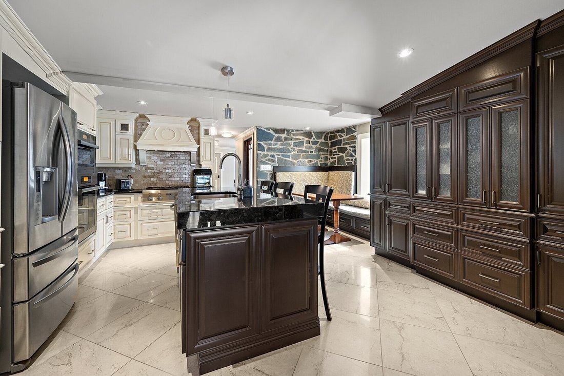 Condo in Quebec City, Quebec, Canada 3 - 18094517