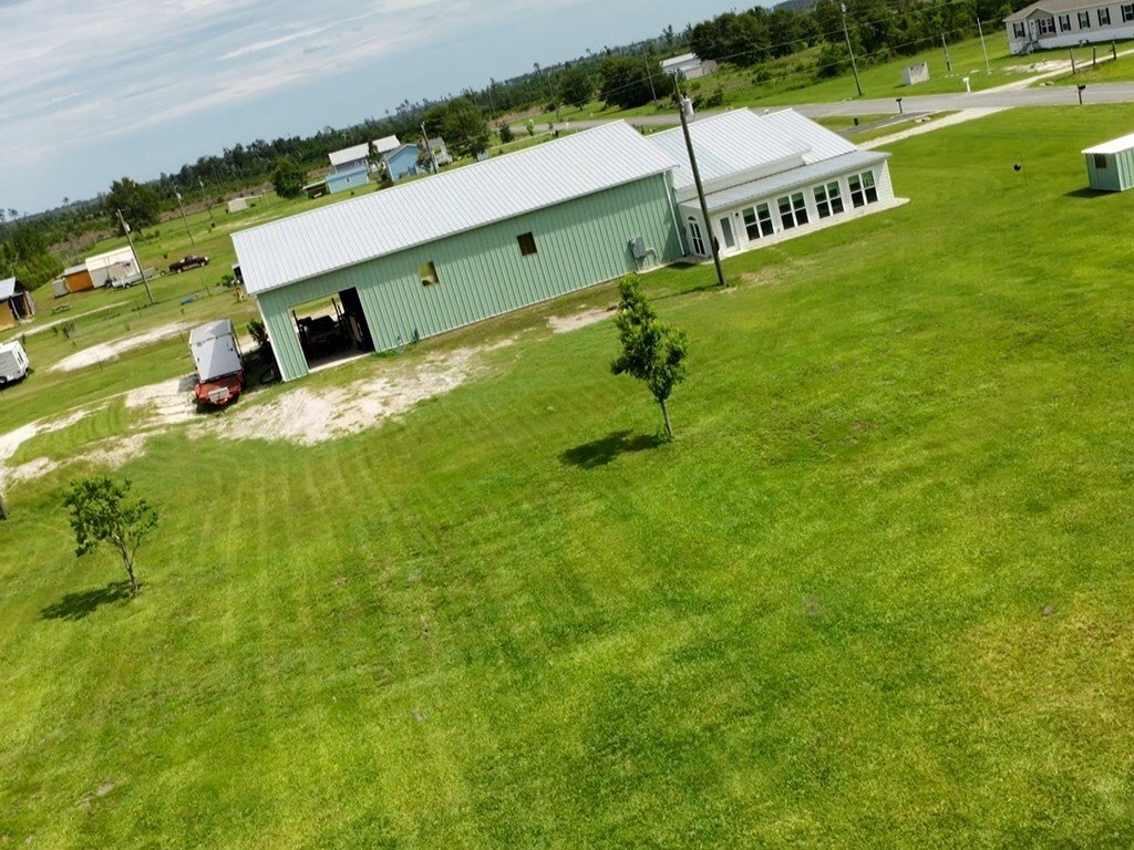 House in Wewahitchka, Florida, United States 4 - 18095000