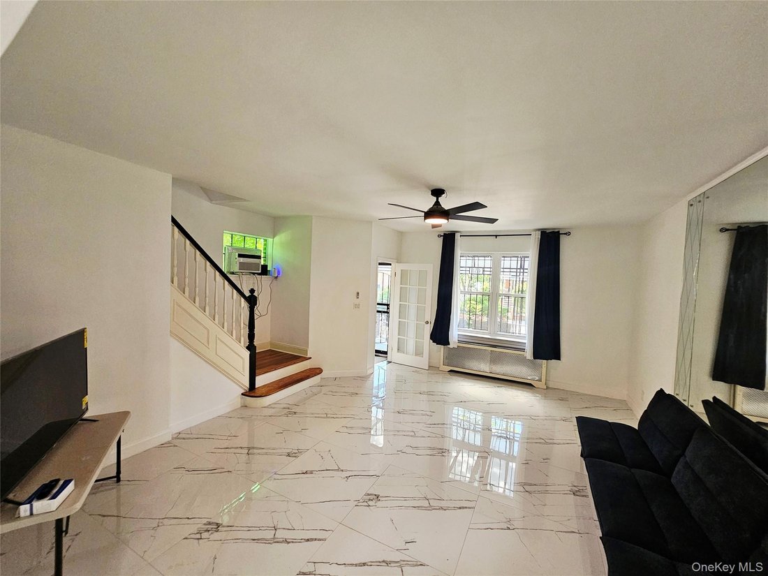 House in New York, New York, United States 4 - 18092897