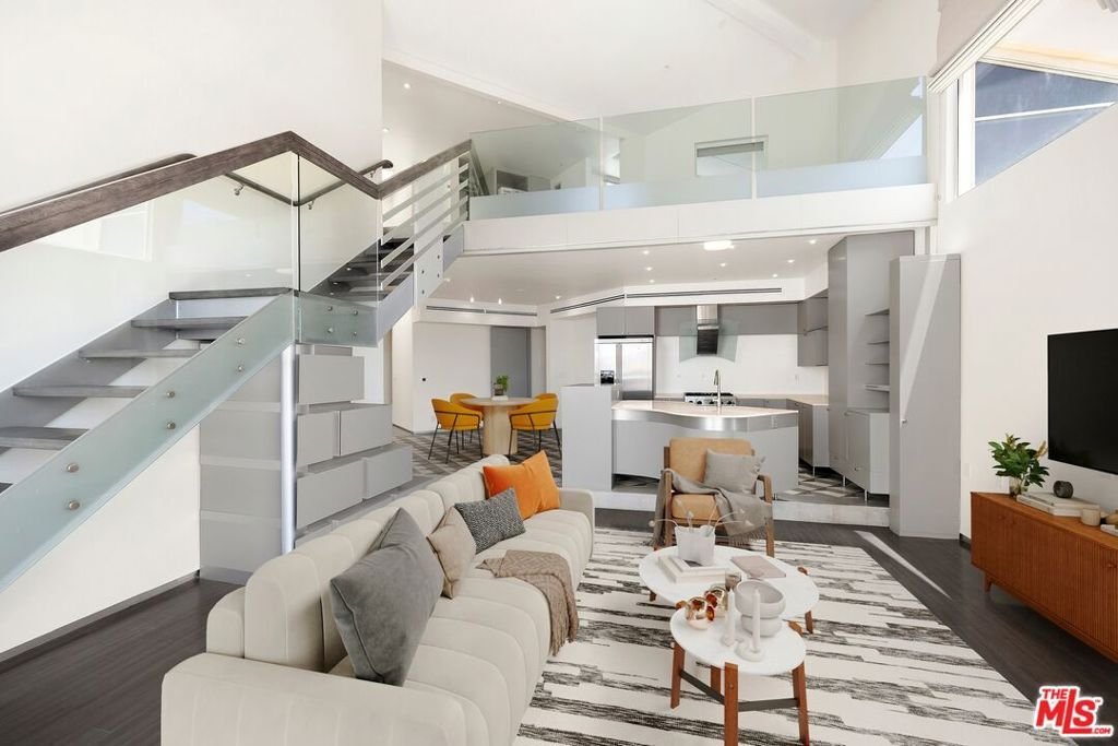 Condo in Los Angeles, California, United States 4 - 18091846