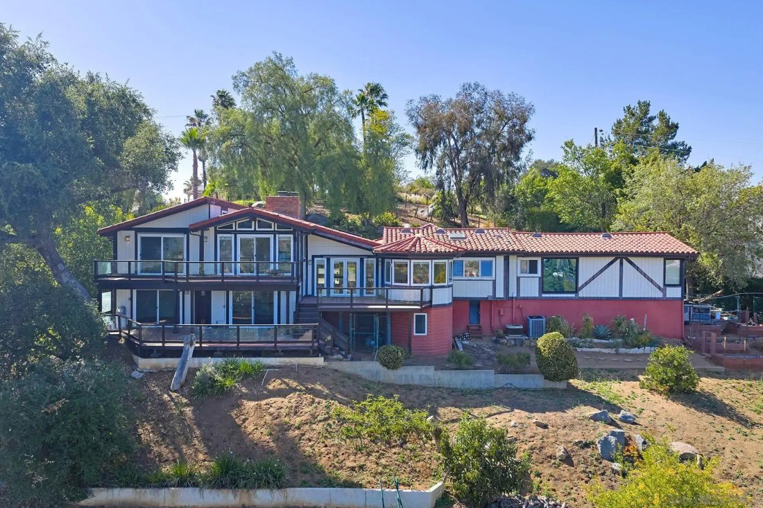 House in Escondido, California, United States 1 - 18100526
