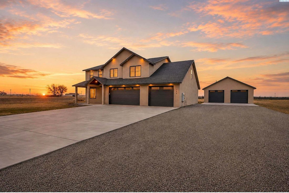 House in Pasco, Washington, United States 1 - 17884248