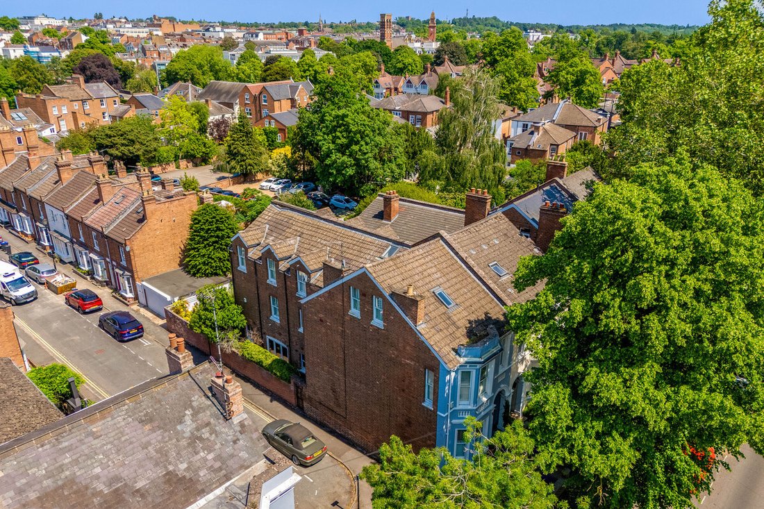 Villa in Leamington Spa, England 2 - 18098672