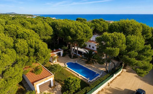 Villa in l'Ametlla de Mar, Catalonia, Spain 1