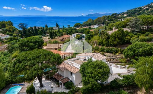 House in Le Lavandou, Provence-Alpes-Côte d'Azur, France 1
