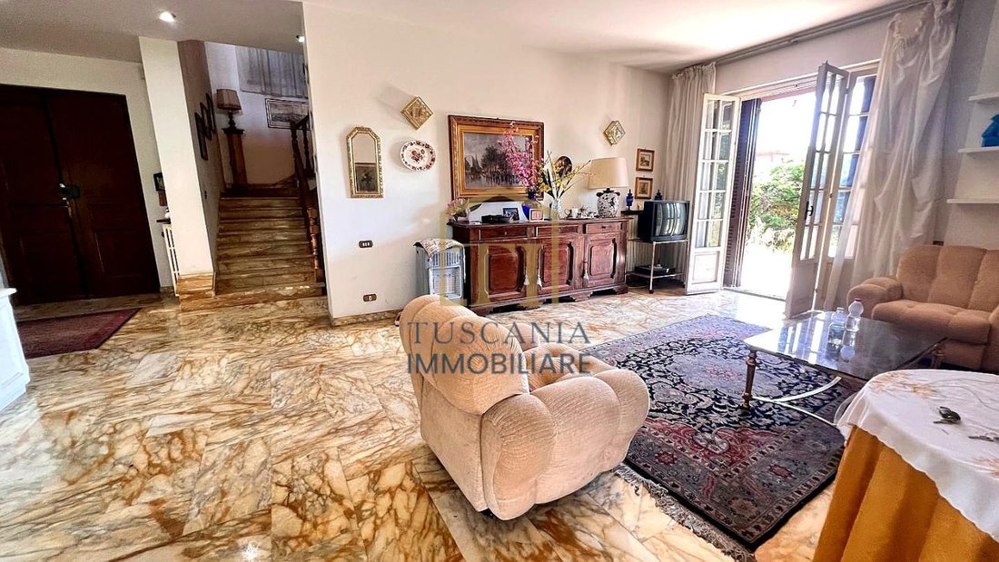 Villa in Colle di Val d'Elsa, Tuscany, Italy 3 - 18095837