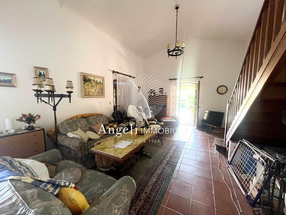 Villa in Frejus, Provence-Alpes-Côte d'Azur, France 4 - 18096508