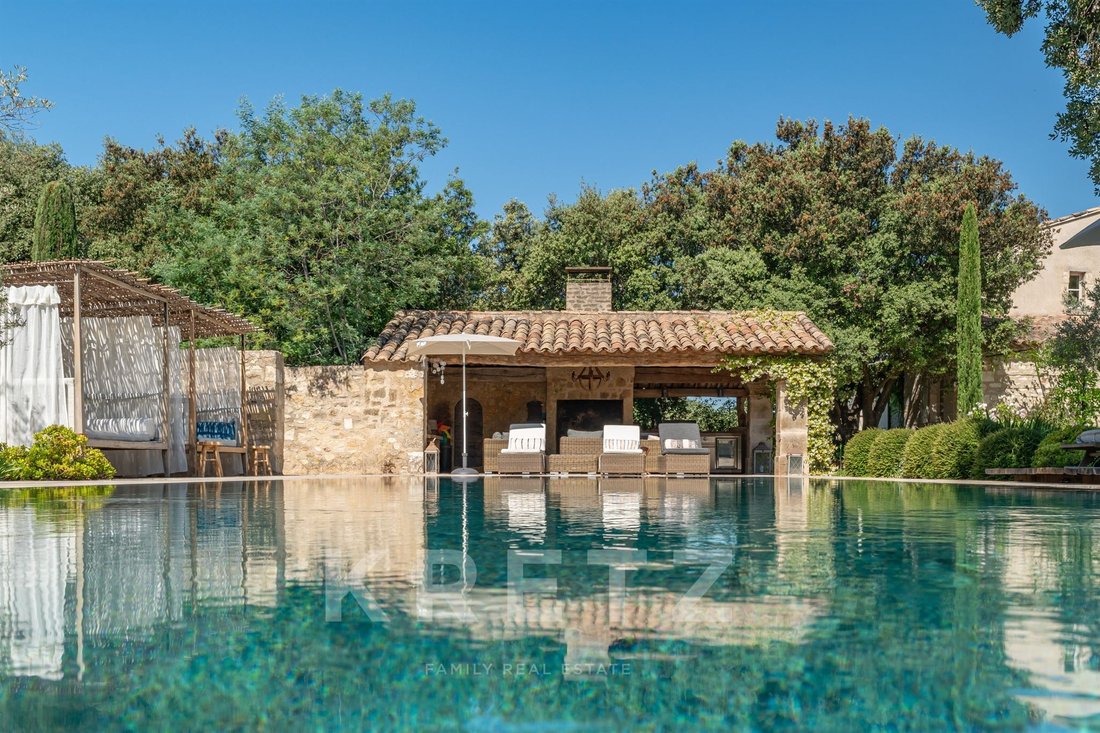 House in Eygalières, Provence-Alpes-Côte d'Azur, France 3 - 18096644