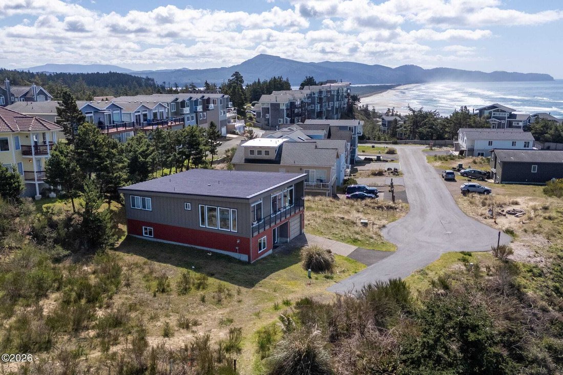 House in Tillamook, Oregon, United States 1 - 18095786