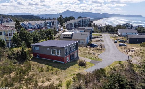House in Tillamook, Oregon, United States 1
