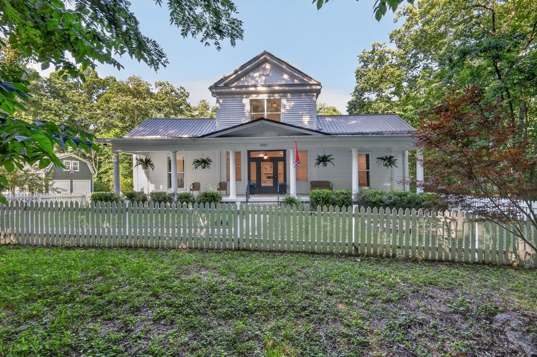 House in Columbia, Tennessee, United States 2 - 18102679