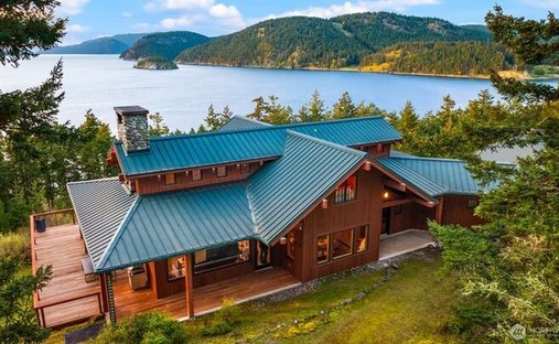 House in Blakely Island, Washington, United States 1