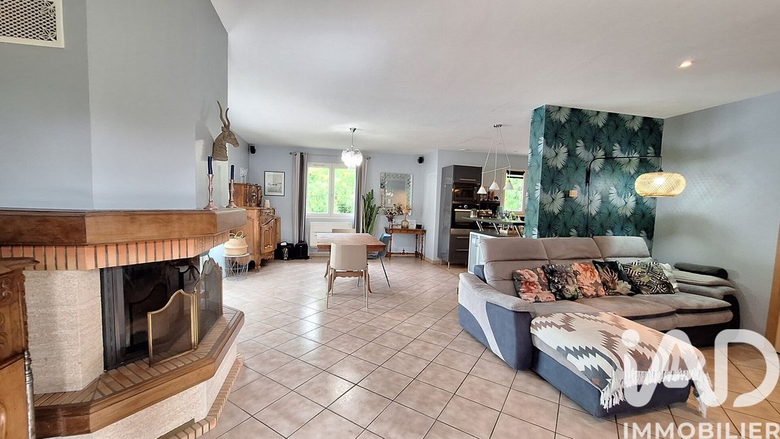 House in Fleurieux-sur-l'Arbresle, Auvergne-Rhône-Alpes, France 5 - 18100090