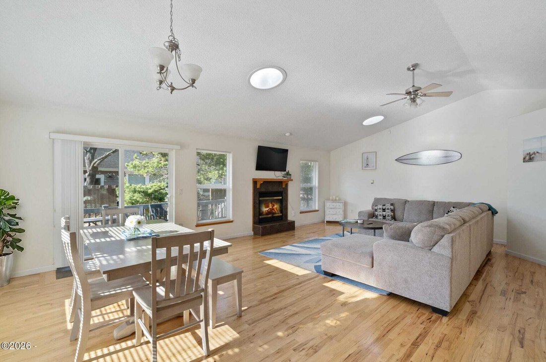 House in Pacific City, Oregon, United States 3 - 18095724