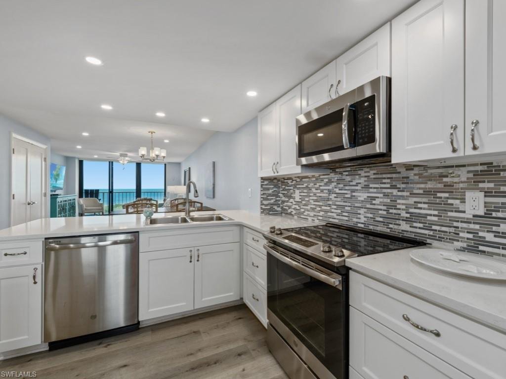 Condo in Marco Island, Florida, United States 4 - 18105466