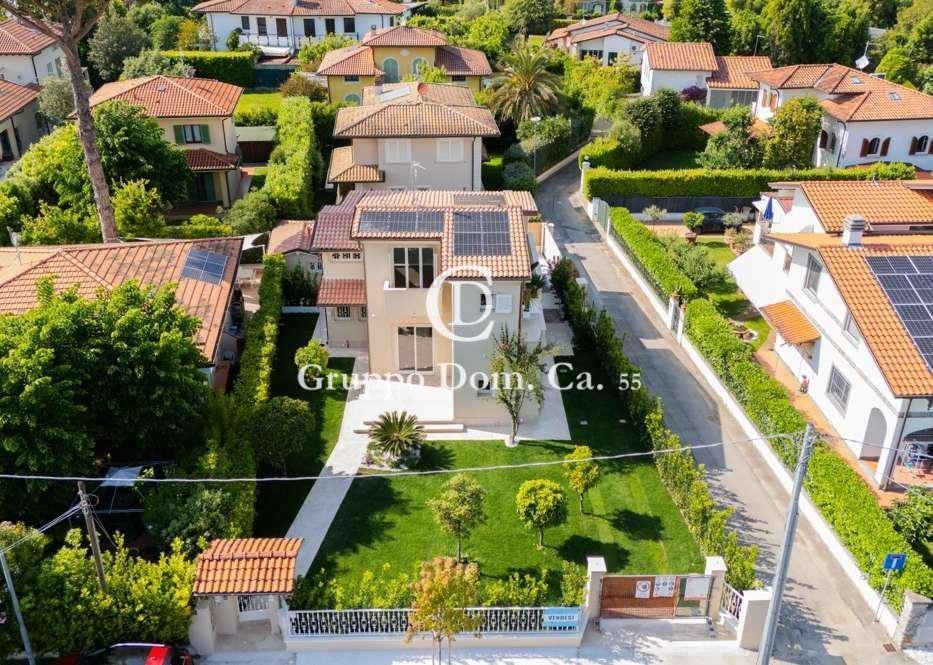 Villa in Center, Forte dei Marmi, Tuscany 2 - 17294964
