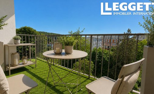 Apartment in La Varenne, Saint-Maur-des-Fossés, France 1
