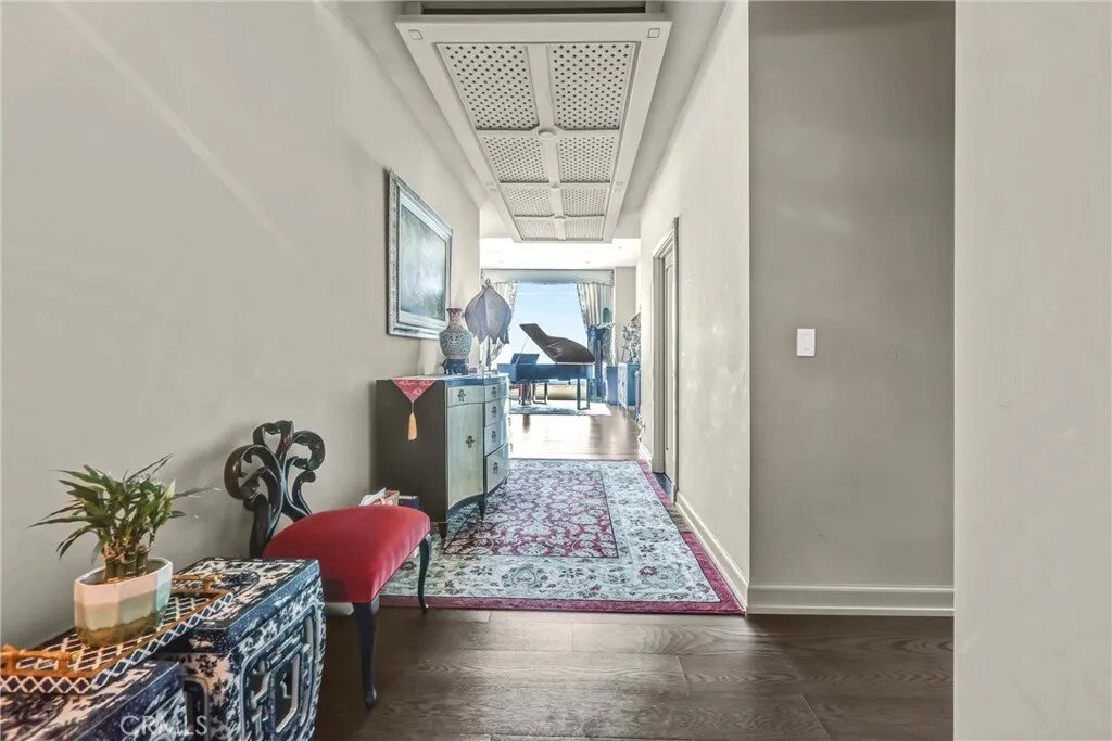 Condo in Los Angeles, California, United States 3 - 17563868