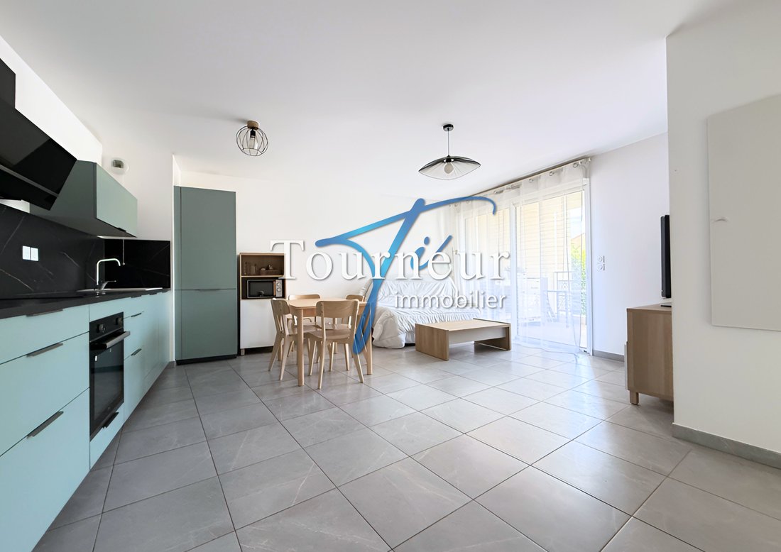 Apartment in Nord, Sanary-sur-Mer, France 2 - 16915873