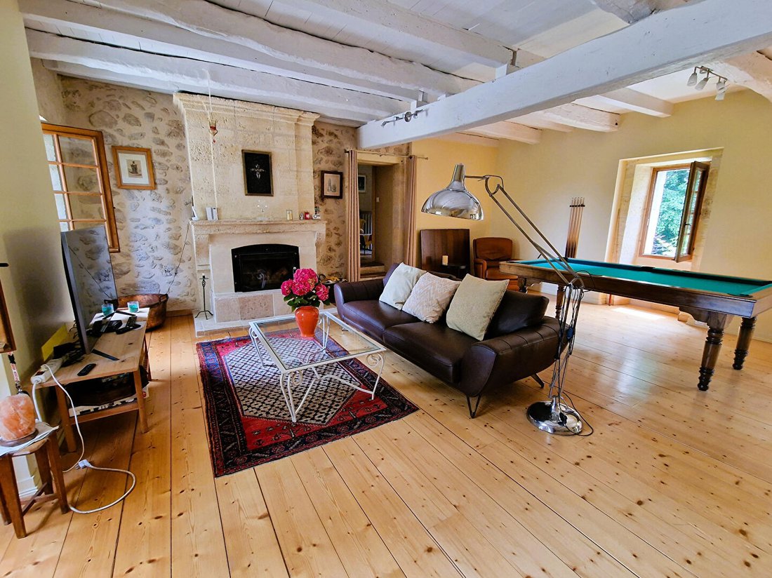 Villa in Castelmoron-d'Albret, Nouvelle-Aquitaine, France 1 - 18105523