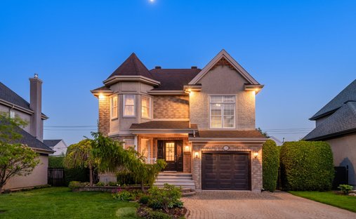 Casa en Laval, Quebec, Canadá 1