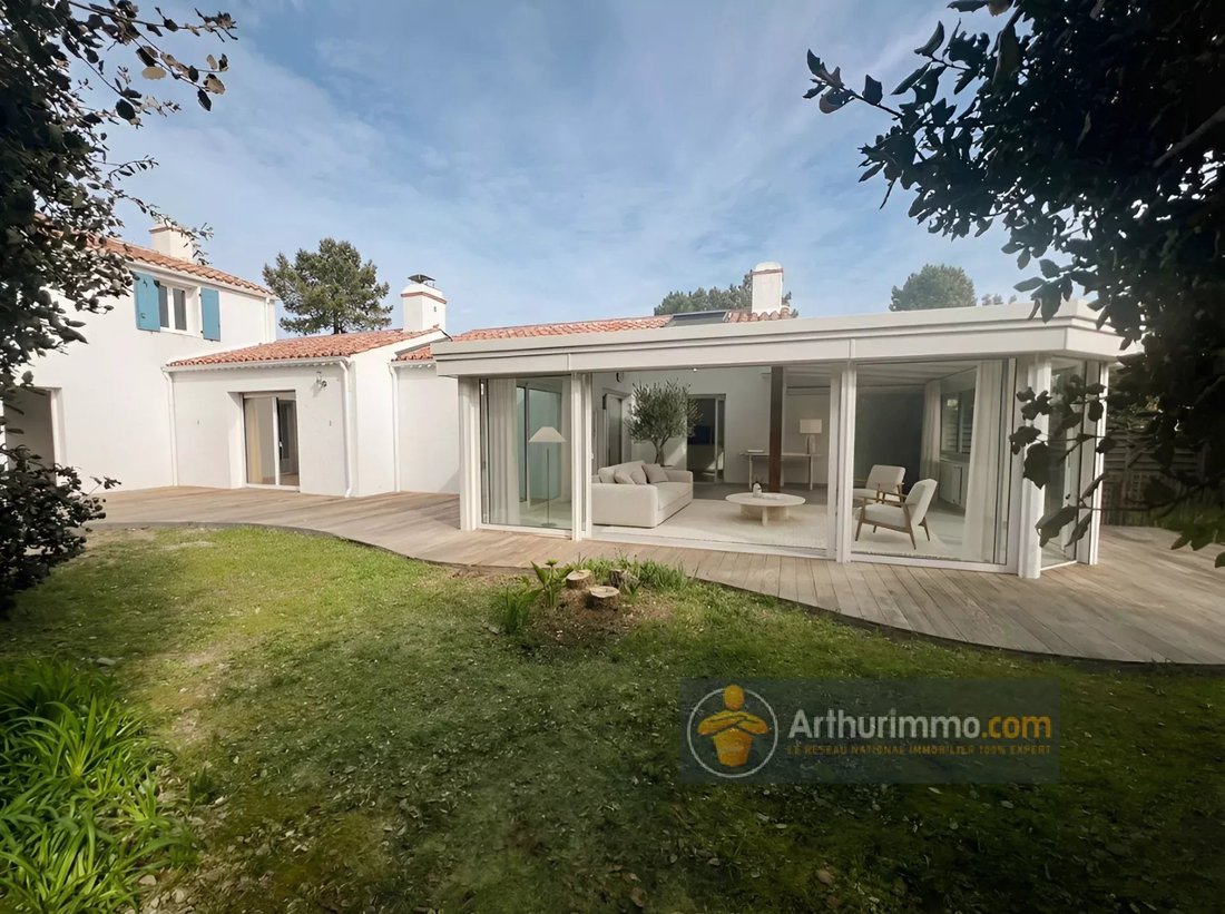 House in Arrondissement of Les Sables-d'Olonne, Pays de la Loire, France 1 - 17512386